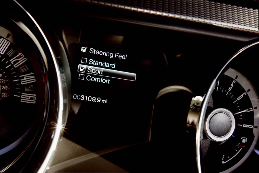  Ford Mustang V6 2012 года  (фото 32 из 133)